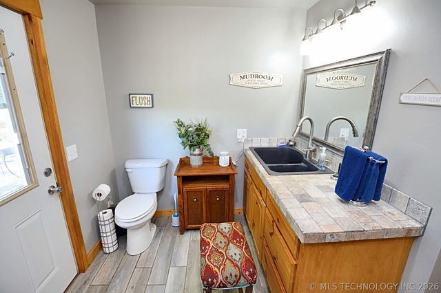 12219 Hwy 62, Tahlequah, OK 74464