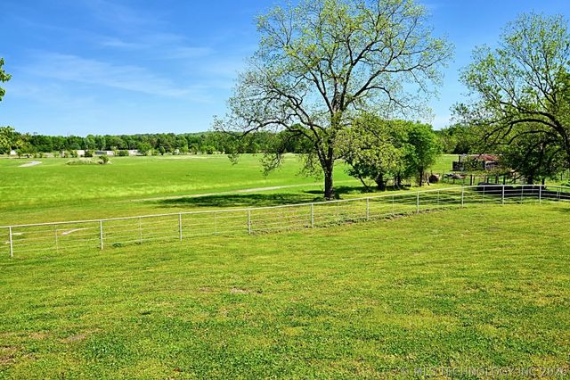 12219 Hwy 62, Tahlequah, OK 74464