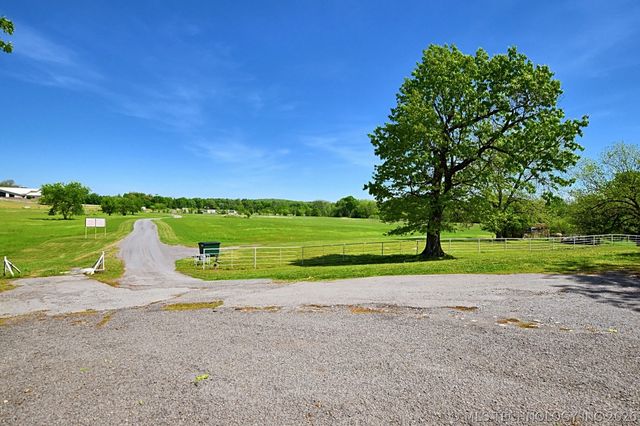 12219 Hwy 62, Tahlequah, OK 74464