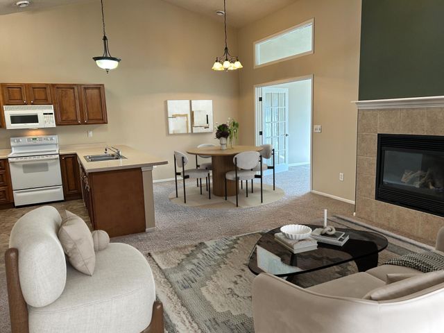 1453 Belsly Boulevard, Moorhead, MN 56560