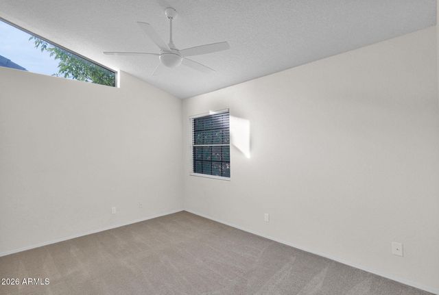 1124 E ROSE Lane 3, Phoenix, AZ 85014