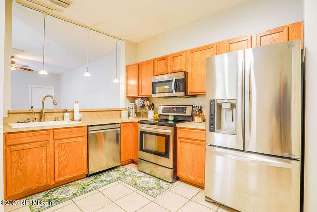 307 SOUTHERN BRANCH Lane, St. Johns, FL 32259
