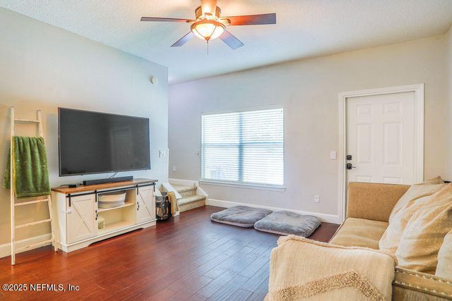307 SOUTHERN BRANCH Lane, St. Johns, FL 32259