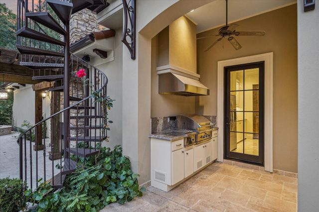 11323 Iris Lee Lane, Houston, TX 77024