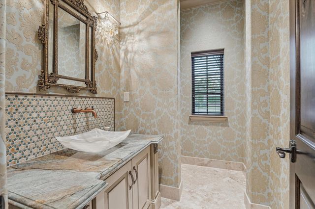 11323 Iris Lee Lane, Houston, TX 77024