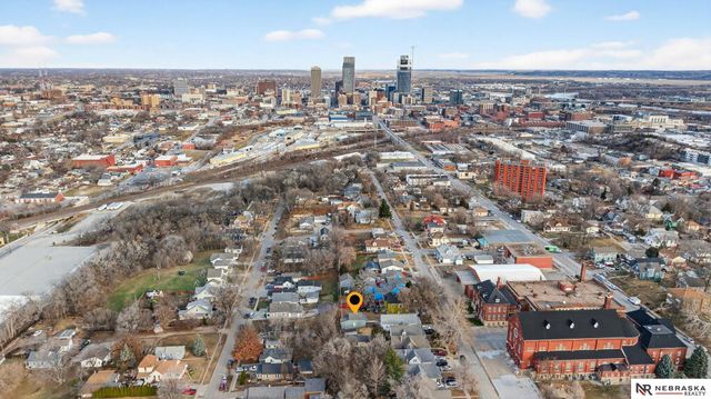 1724 S 17th Street, Omaha, NE 68108