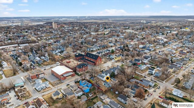 1724 S 17th Street, Omaha, NE 68108