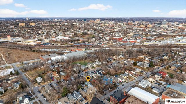 1724 S 17th Street, Omaha, NE 68108
