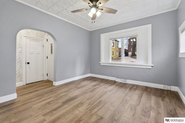 1724 S 17th Street, Omaha, NE 68108