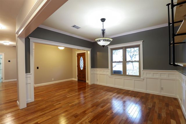 8205 Mescalero DR, Austin, TX 78736