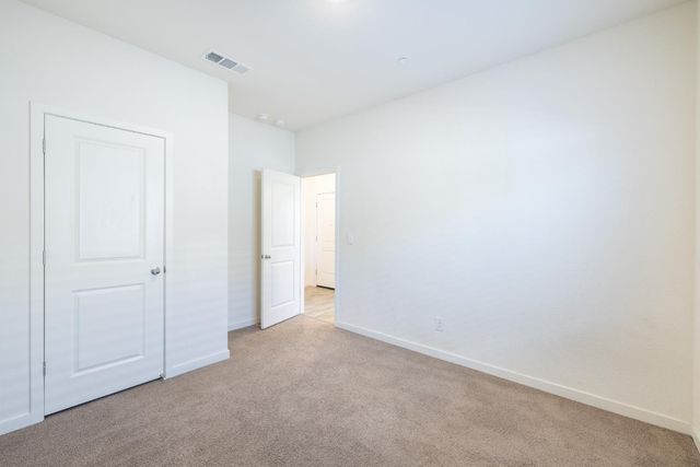 2057 Skipper Cove Way, Plumas Lake, CA 95961