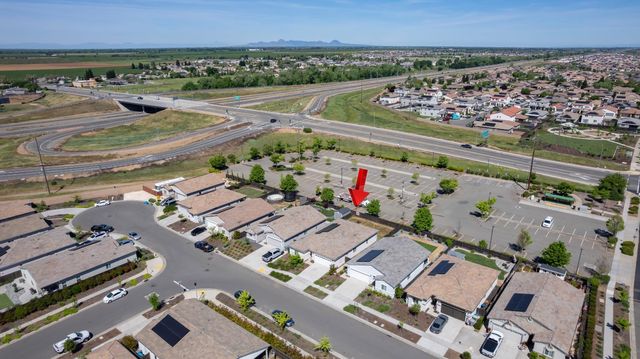 2057 Skipper Cove Way, Plumas Lake, CA 95961