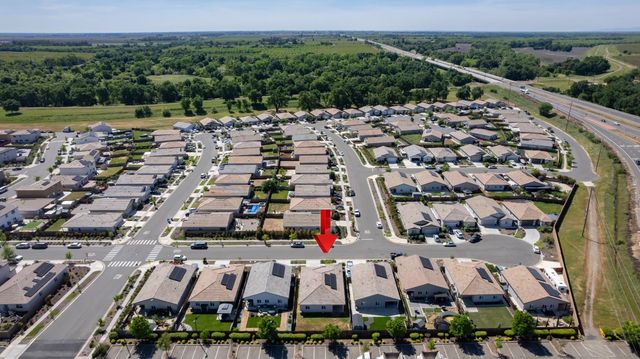 2057 Skipper Cove Way, Plumas Lake, CA 95961