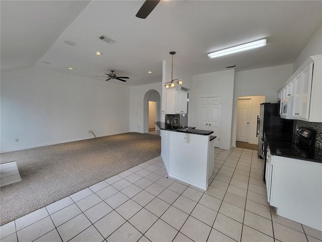 4909 Lake Nocona Dr, Corpus Christi, TX 78413