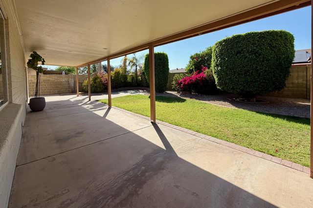113 W Wagoner Road, Phoenix, AZ 85023