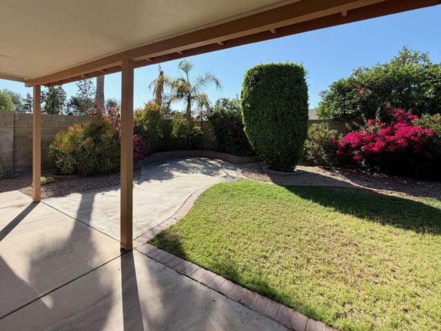 113 W Wagoner Road, Phoenix, AZ 85023