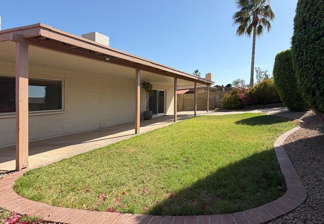 113 W Wagoner Road, Phoenix, AZ 85023