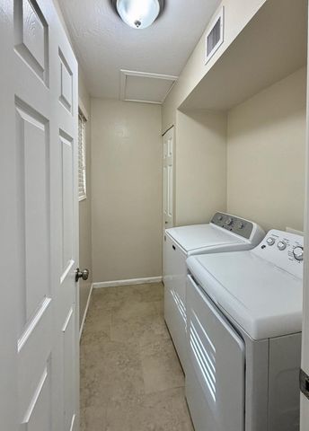 113 W Wagoner Road, Phoenix, AZ 85023