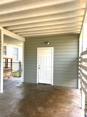 3925 Barnes St, Corpus Christi, TX 78415