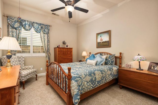 1979 N Nicolette Avenue, Clovis, CA 93619