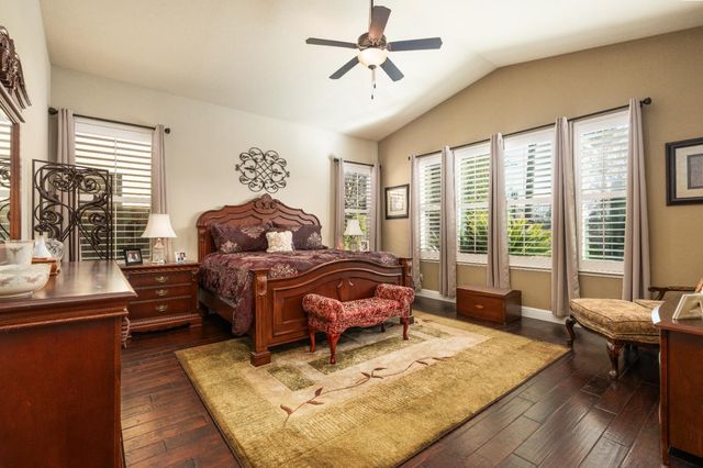 1979 N Nicolette Avenue, Clovis, CA 93619