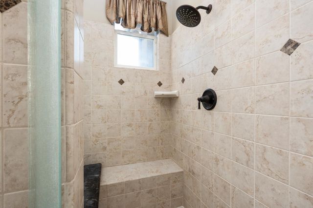 1979 N Nicolette Avenue, Clovis, CA 93619