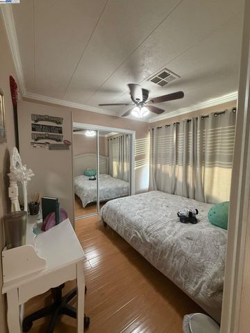 28290 applegate, Hayward, CA 94545