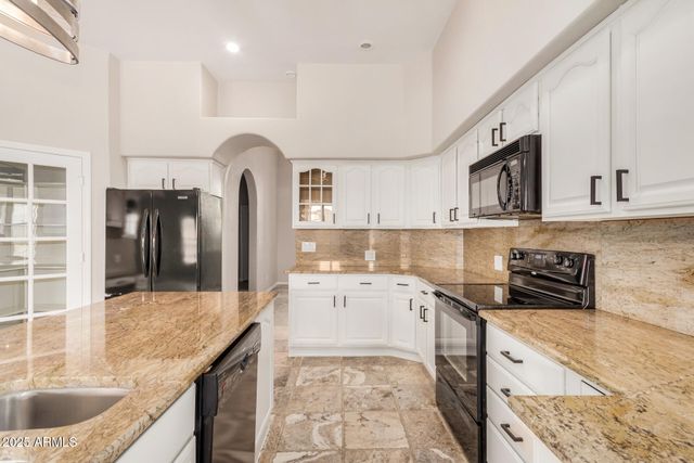 33847 N 7TH Street, Phoenix, AZ 85085