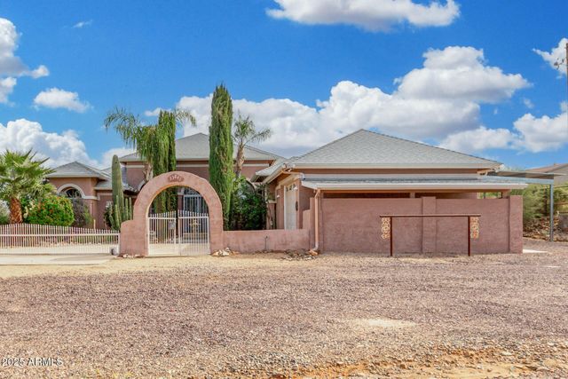 33847 N 7TH Street, Phoenix, AZ 85085