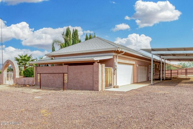 33847 N 7TH Street, Phoenix, AZ 85085