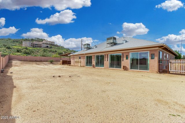 33847 N 7TH Street, Phoenix, AZ 85085