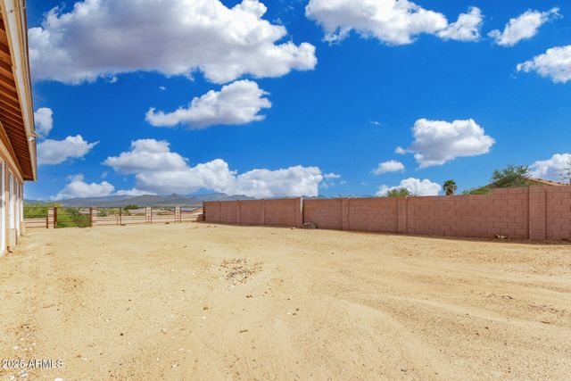 33847 N 7TH Street, Phoenix, AZ 85085