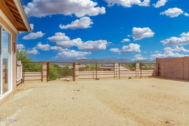 33847 N 7TH Street, Phoenix, AZ 85085