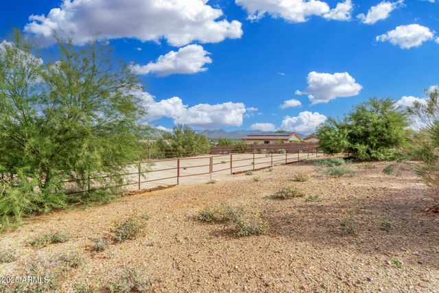 33847 N 7TH Street, Phoenix, AZ 85085