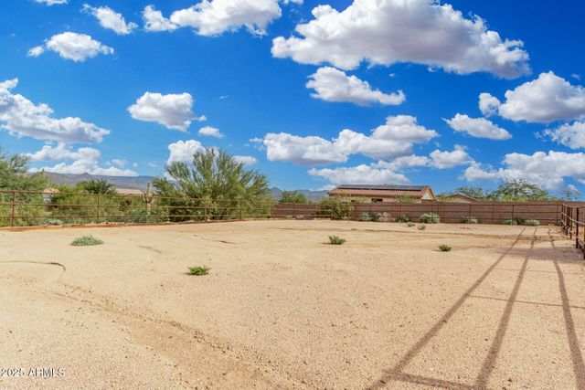 33847 N 7TH Street, Phoenix, AZ 85085