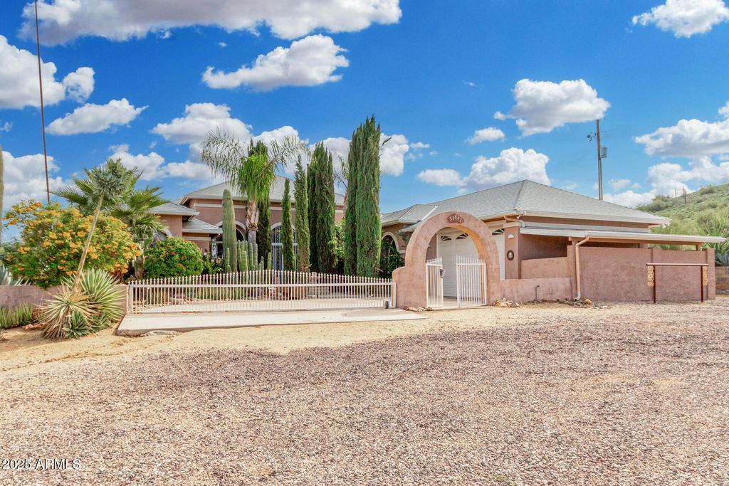 33847 N 7TH Street, Phoenix, AZ 85085