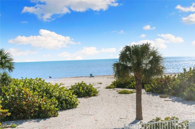 3049 W Gulf DR 101, Sanibel, FL 33957