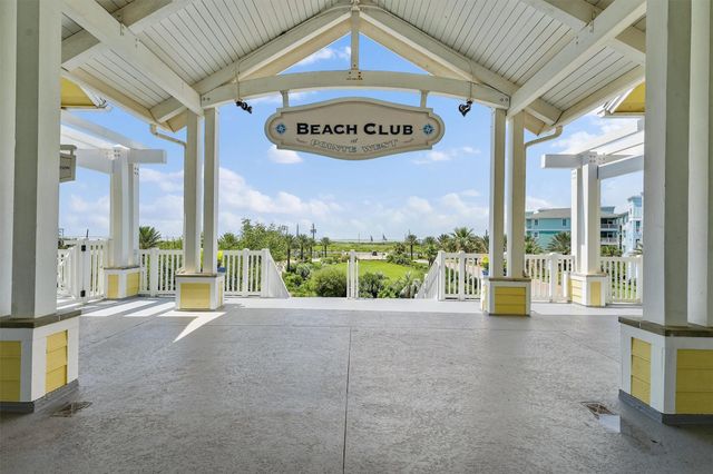 4241 Pointe West Drive 103, Galveston, TX 77554