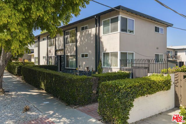 1351 Armadale Avenue, Los Angeles, CA 90042