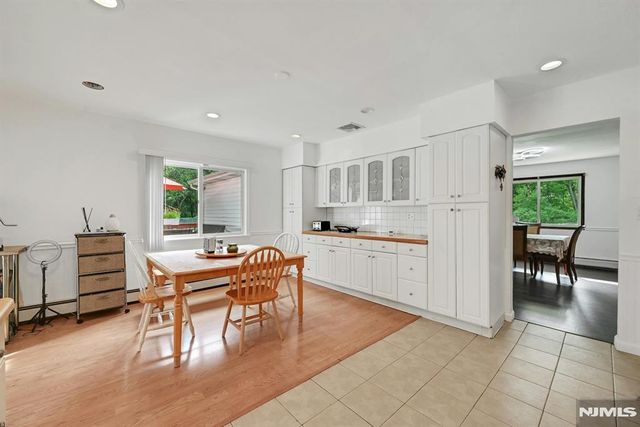 380 Ringwood Avenue, Wanaque, NJ 07465