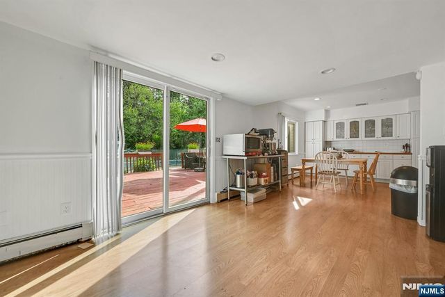 380 Ringwood Avenue, Wanaque, NJ 07465