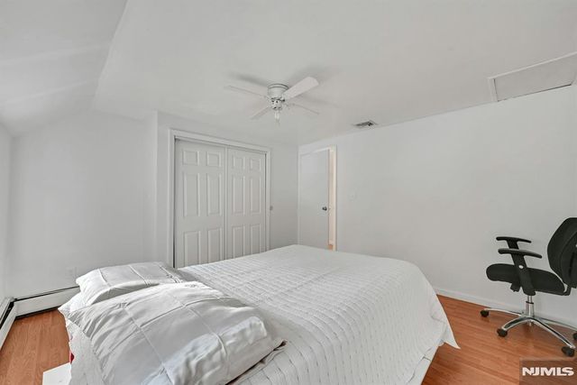 380 Ringwood Avenue, Wanaque, NJ 07465