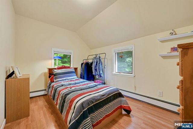 380 Ringwood Avenue, Wanaque, NJ 07465