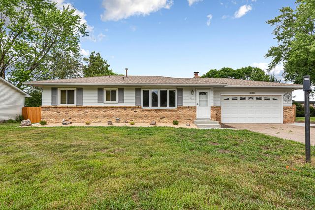 2033 Bluestone Lane, Eagan, MN 55122