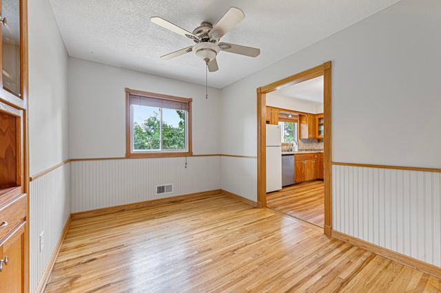2033 Bluestone Lane, Eagan, MN 55122
