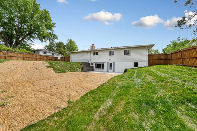 2033 Bluestone Lane, Eagan, MN 55122