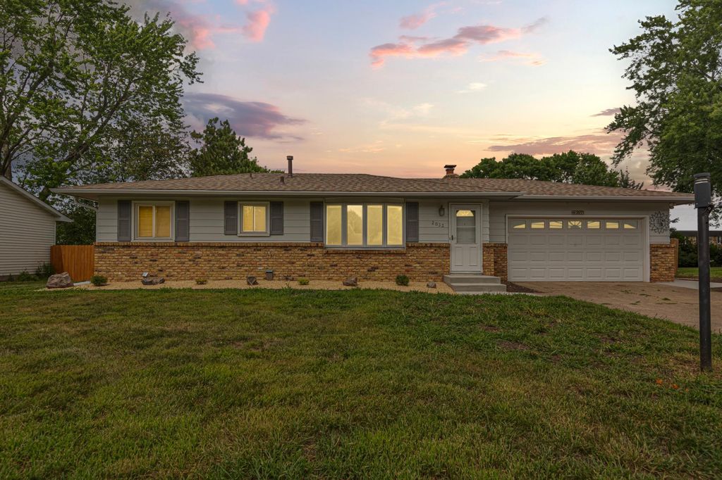 2033 Bluestone Lane, Eagan, MN 55122 — photo 3