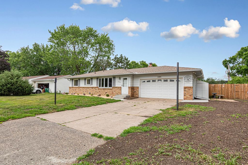 2033 Bluestone Lane, Eagan, MN 55122 — photo 4