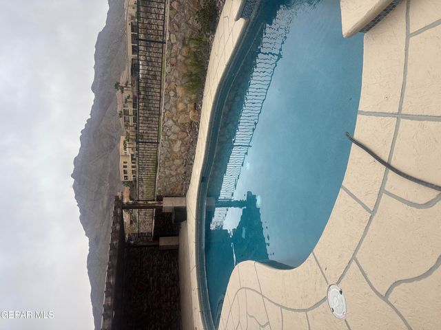 1168 CALLE LOMAS Drive, El Paso, TX 79912