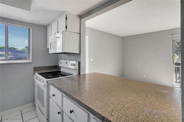 3300 Prince Edward Island CIR 4, Fort Myers, FL 33907